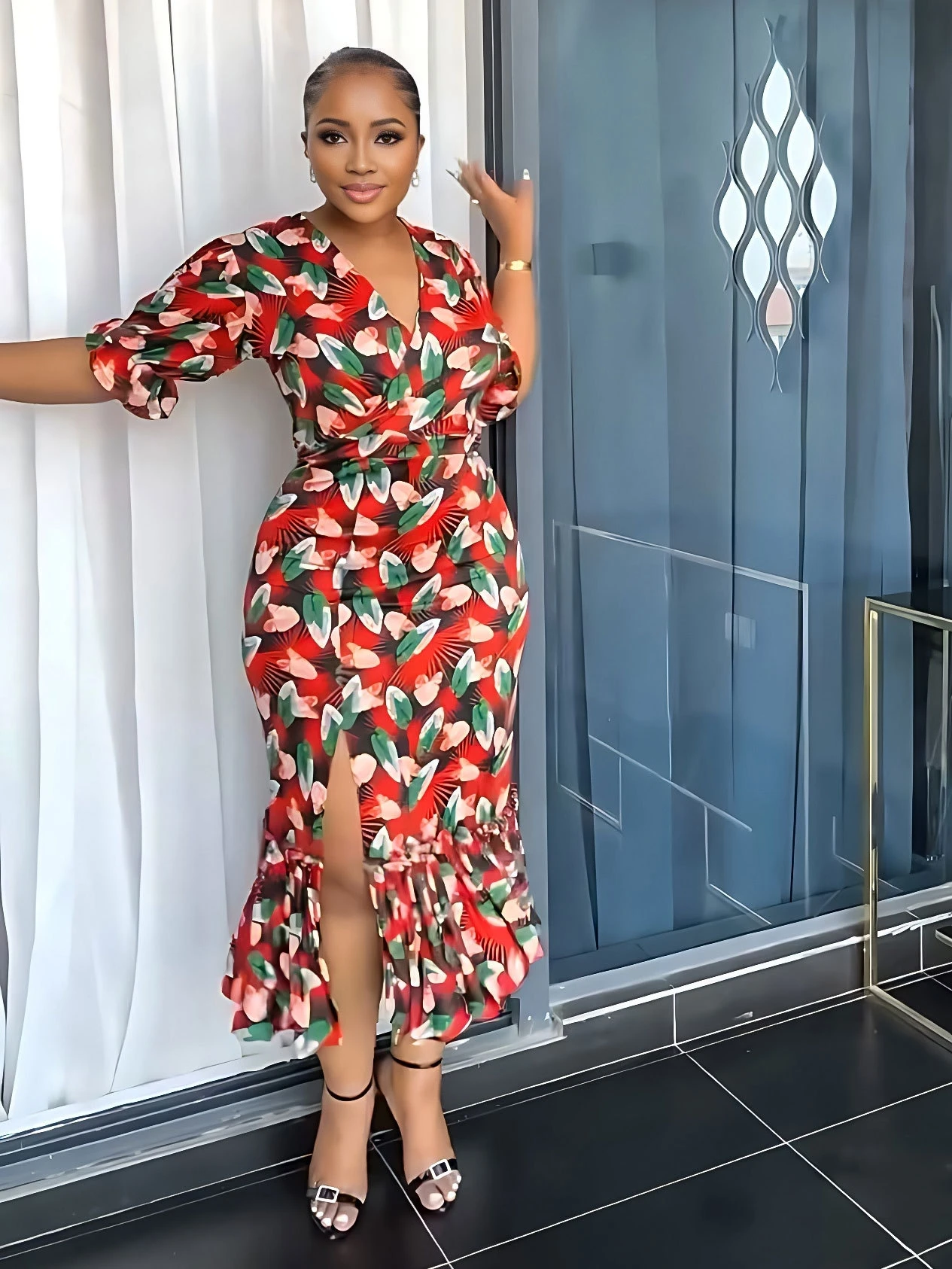 Disty Floral Printing Slit Short Sleeve Dress 4 Disty Floral Printing Slit Short Sleeve Dress - Image 2